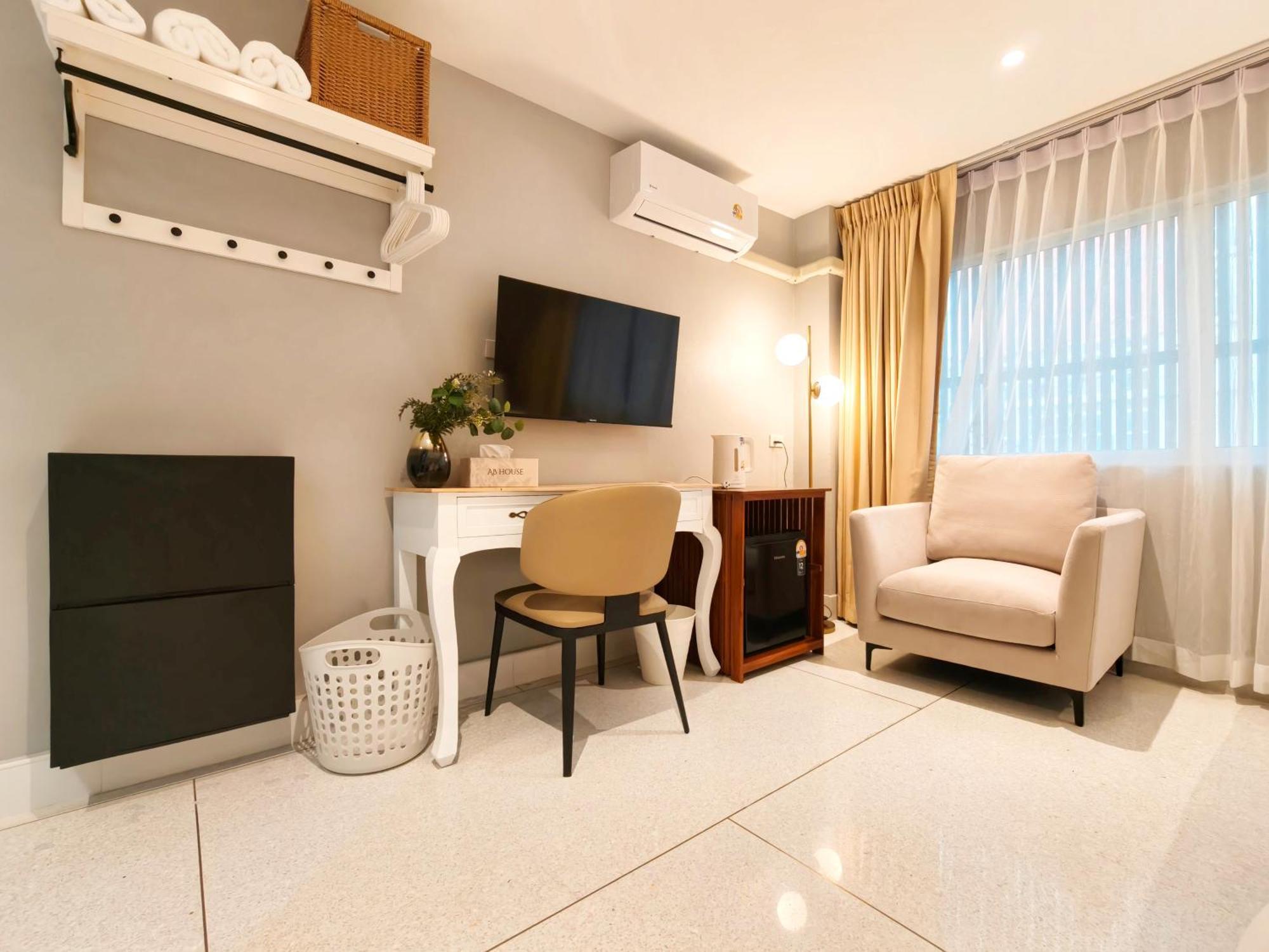 Ab House Aparthotel Bangkok Buitenkant foto